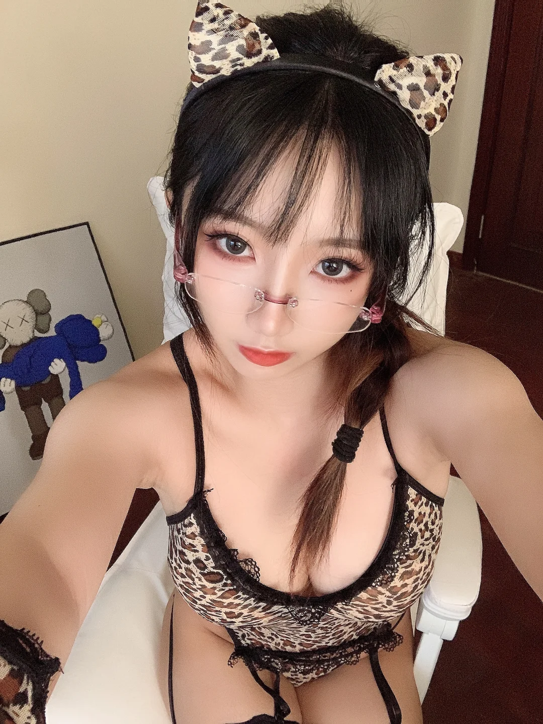 鬼畜瑶在不在w - 豹纹 [50P,3V-463MB] tg@simisebaisi 【丝足阁】044.webp